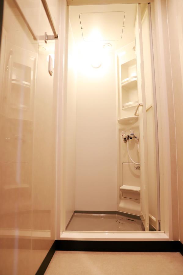 Hostel Taichi House Ōsaka Extérieur photo