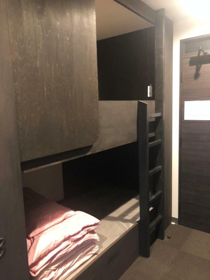 Hostel Taichi House Ōsaka Extérieur photo